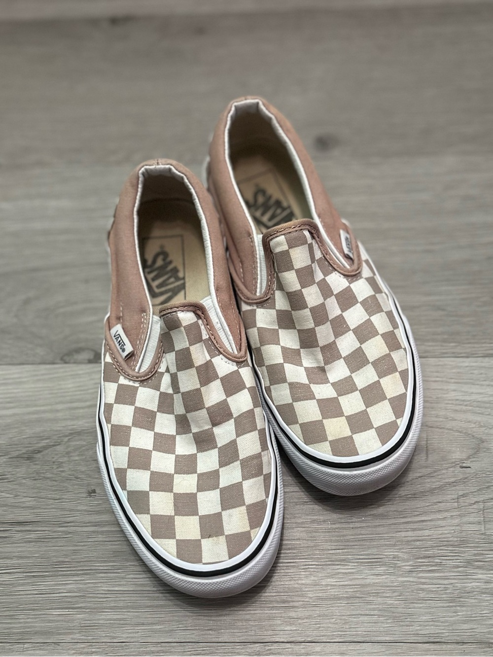 Vans Slip-On Checkerboard in Beige and Pink Size 6.5 Women’s
